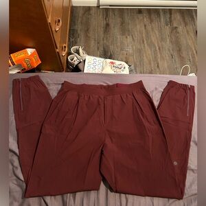 Lululemon never worn